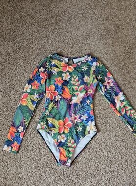 Tropical Floral Long-Sleeve Swimwear - Multicolor